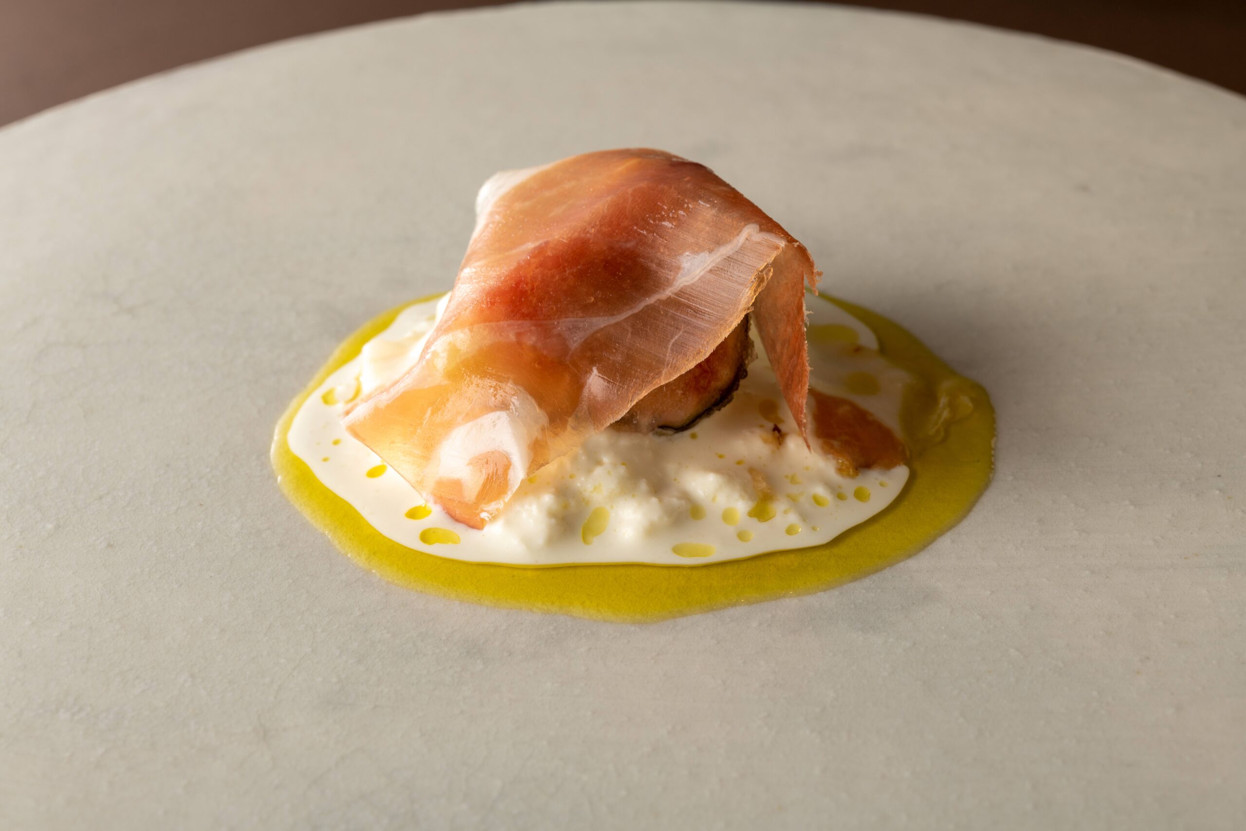 富士山の北麓を料理するレストラン・オーベルジュ